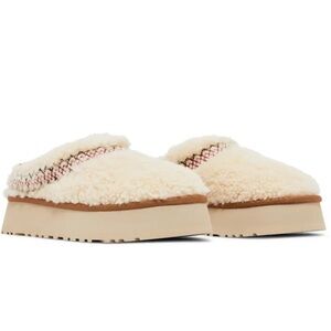 UGG Women’s Tazz Braid Slipper in Natural size 9